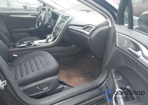 2015 Ford Fusion Se z USA, uszkodzony, nr VIN 1FA6P0HD2F5122728